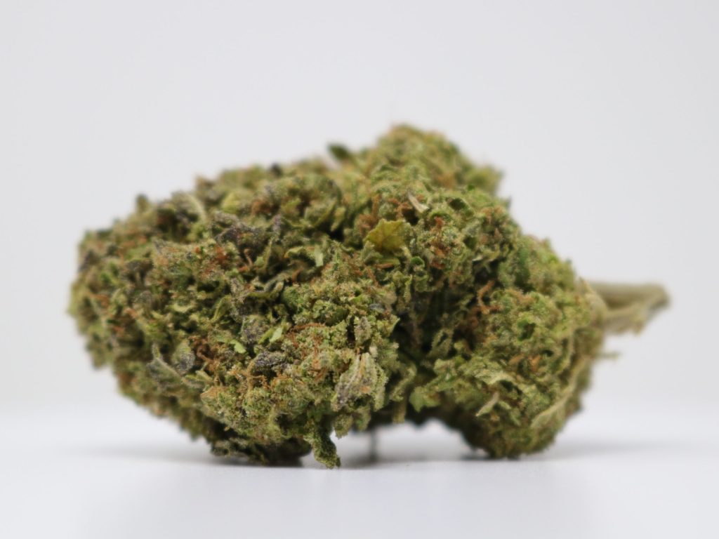best hybrid strains
